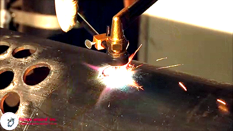 FLANGE WIZARD Oxy-Fuel Circle Wiz Cutting Attachment, For Circles 5/8 in to 8 in diameter, # CW-300