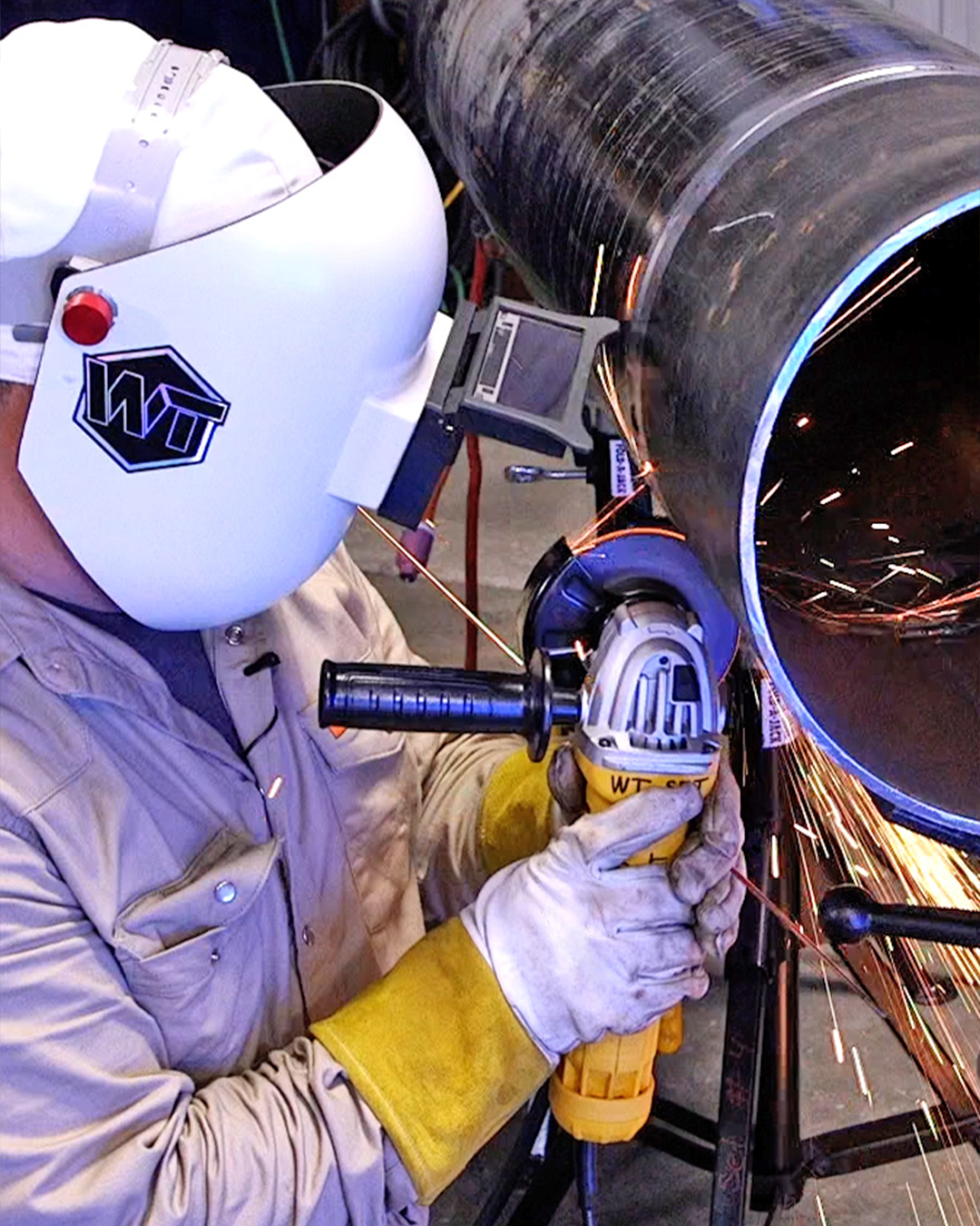 WELDTUBE Flip-Front Adapter for PIPELINER welding helmet | Clip On