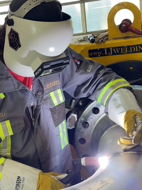 WELDTUBE Flip-Front Adapter for PIPELINER welding helmet | Clip On